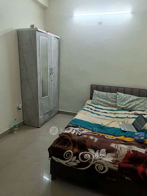 2 BHK Flat In Lotus Srishti Ghazaibad for Rent  In Abes College Road