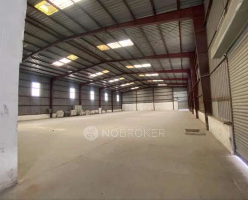 Godown/Warehouse in Surajpur Guruwadar Singh Sasha, Greater Noida for Rent 