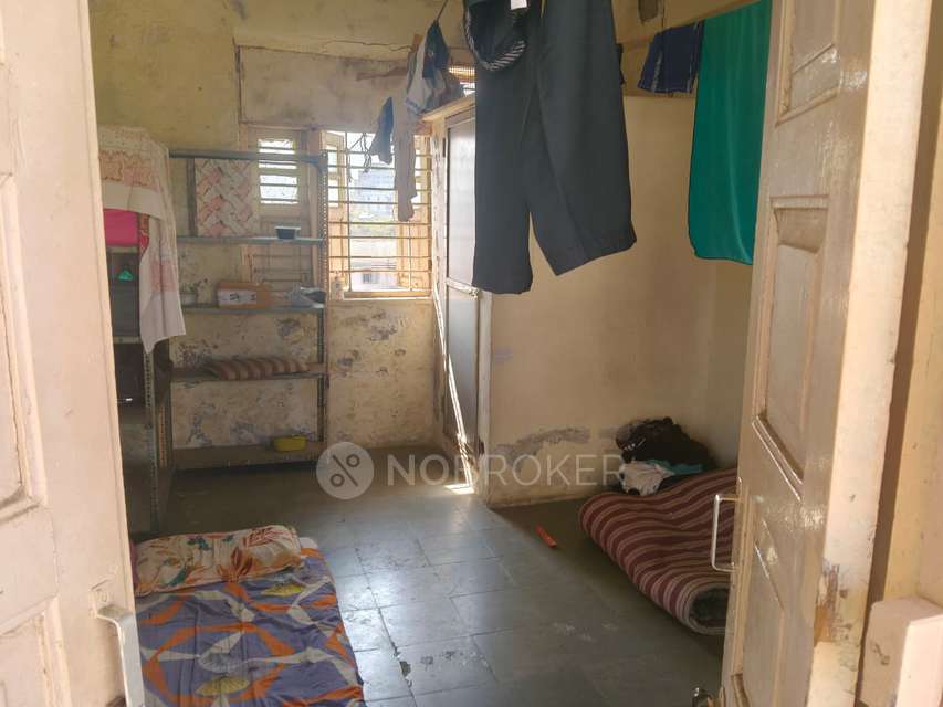 Shared Room for Male In 1 RK  In C. P Tank Circle In Girgaon