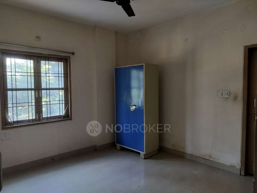 3 BHK Flat In Rail Vihar Phase 3,  For Sale  In Serilingampalli