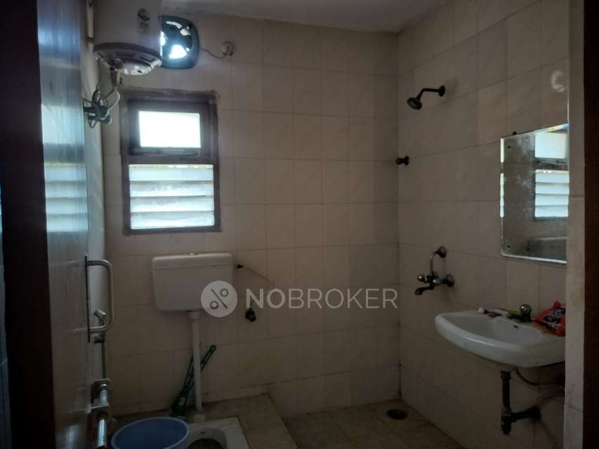 3 BHK Flat In Rail Vihar Phase 3,  For Sale  In Serilingampalli