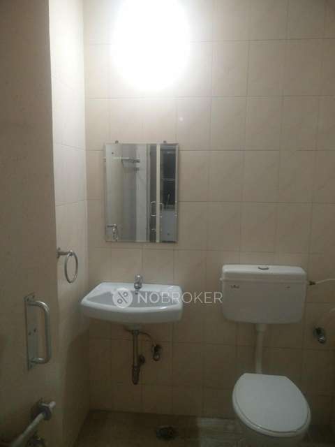 3 BHK Flat In Rail Vihar Phase 3,  For Sale  In Serilingampalli