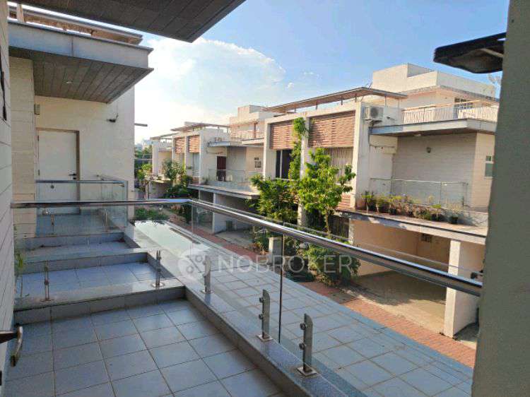 3 BHK Villa In Radiance Lakefront For Sale  In Villa-23, Radiance Lakefront, Karapakkam, Chennai, Tamil Nadu 600097, India