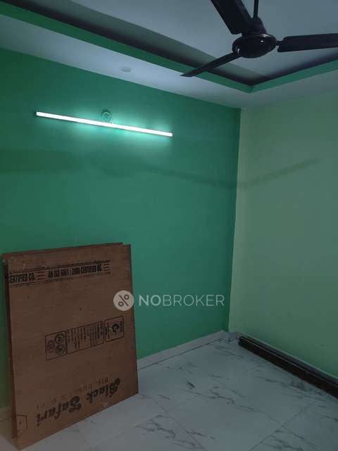 1 BHK Flat For Sale  In  Baljit Nagar