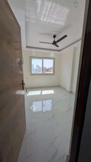 2 BHK Flat For Sale  In Sangam Vihar