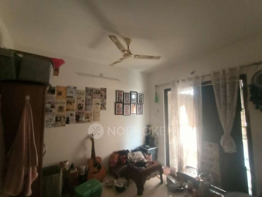2 BHK Flat In Roshan Milestone for Rent  In Roshan Milestone