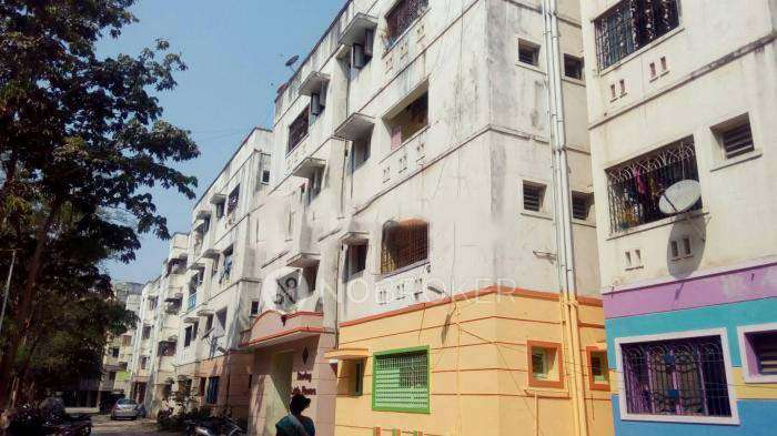 Single Room for Female In 2 BHK  In Sterling Little Flower In Guduvancheri