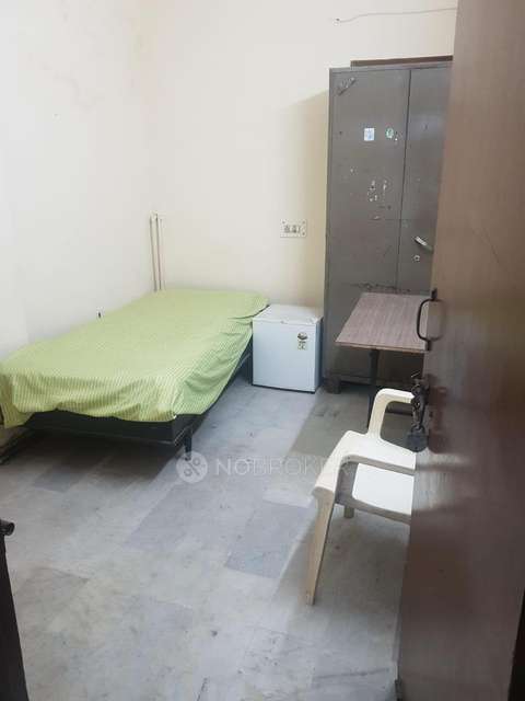 1 RK House for Rent  In Old Rajinder Nagar