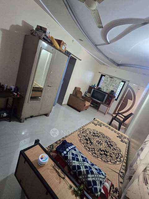 Shared Room for Male In 2 BHK  In Nigdi