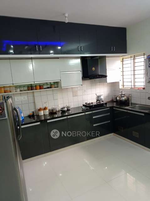 2 BHK Flat In Slv Poorvik For Sale  In Vinayak Nagar