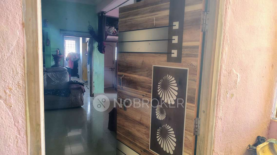 2 BHK Flat In Ravi Krishna Residency For Sale  In Moti Nagar