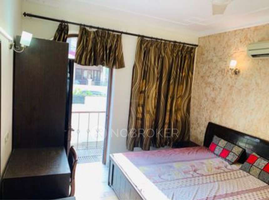 PG for Girls in Sector 25