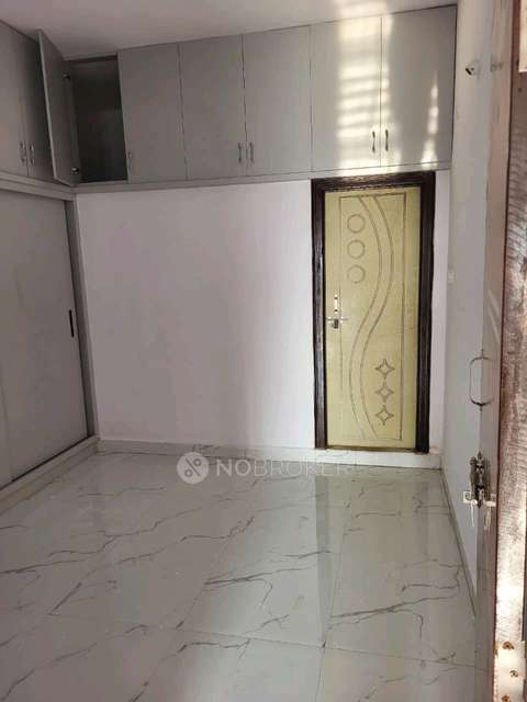 2 BHK Flat In Raganivas Roadno7 Pragathinagar Moosapet for Rent  In Moosapet