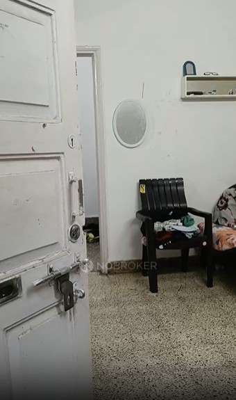 Single Room for Female In 2 BHK  In Vrushali Apartment Revenue Colony In Hotel Gargi Executive