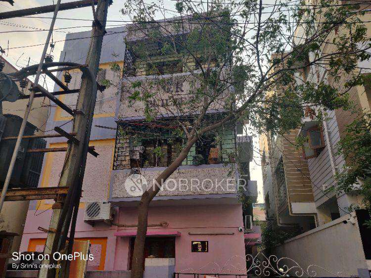 1 BHK Flat In Gr Builders  For Sale  In West Mambalam