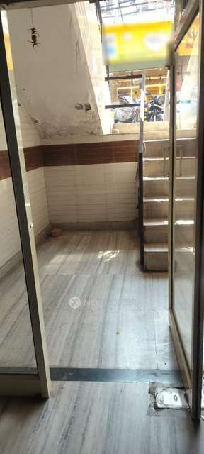 Shop in Pandav Nagar, Delhi for Rent 
