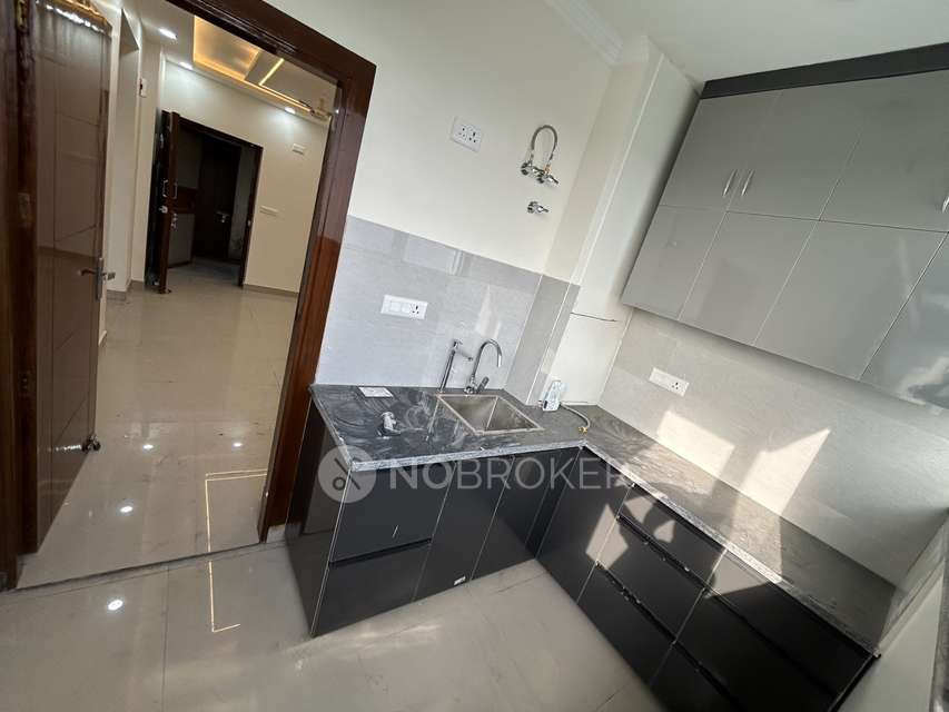 1 BHK Flat In Golf View Condos for Rent  In Dwarka