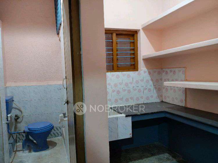 1 BHK House for Rent  In Lakshmipura, Indiranagar