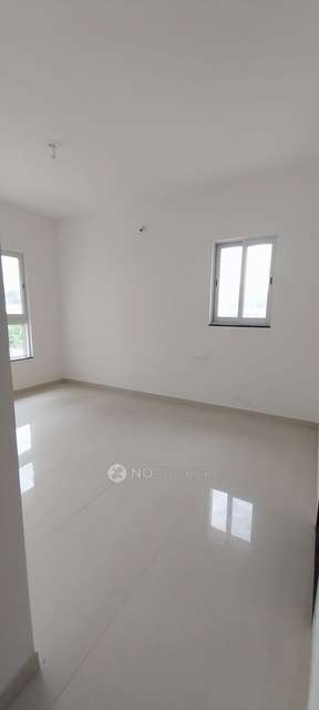 2 BHK Flat In Raheja Sterling for Rent  In Tribeca Highstreet