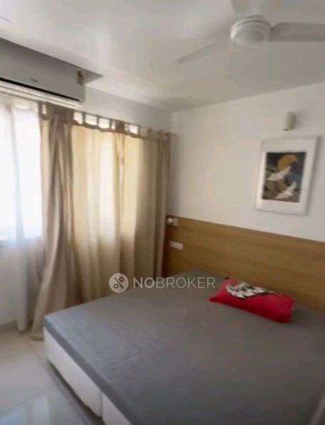 Single Room for Male In 3 BHK  In Lansum Madhava Towers In Hitec City