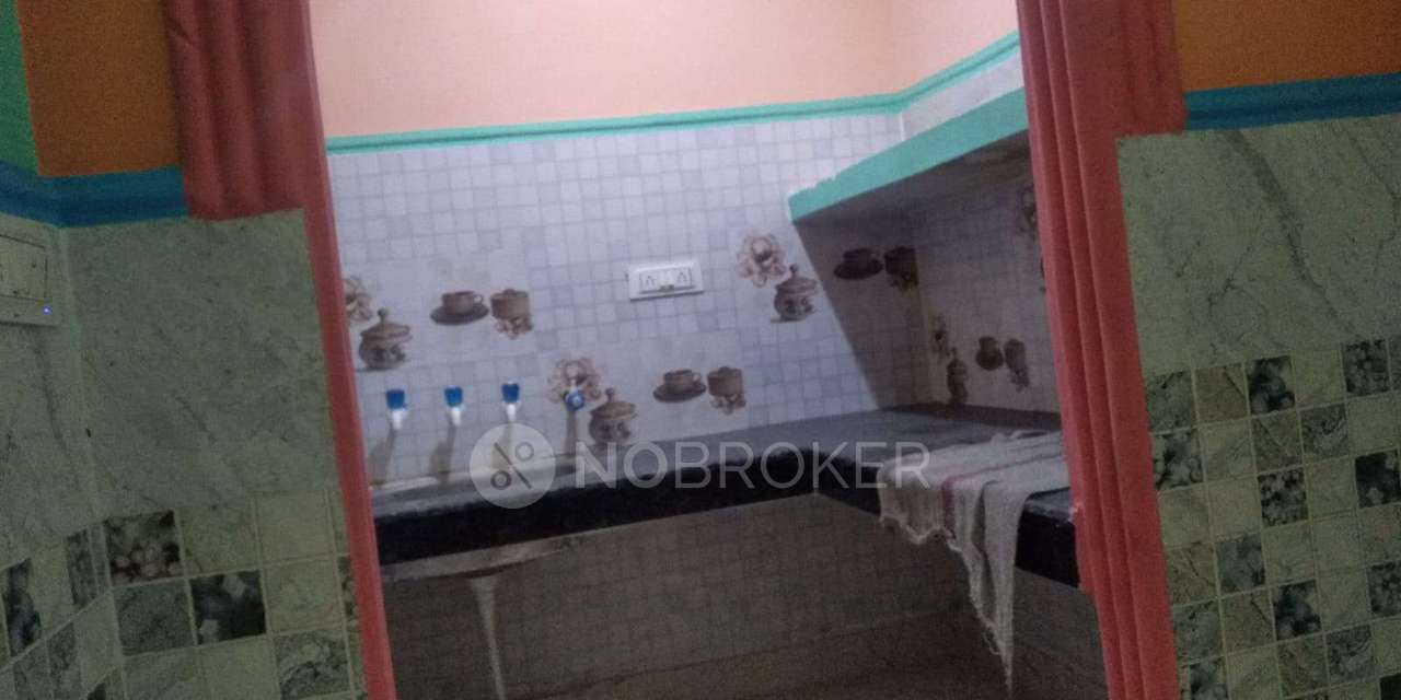 4 BHK Flat for Rent  In Rohini