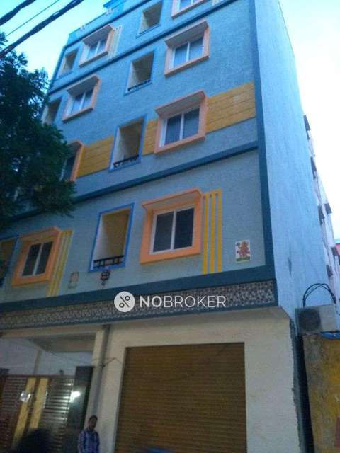 4+ BHK Flat In Standalone Building  For Sale  In Madhapur