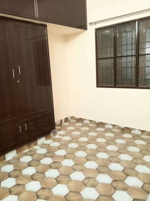 2 BHK House for Rent  In Thirumullaivoyal