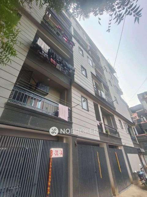 2 BHK Flat In Paryavaran Complex For Sale  In Saket 