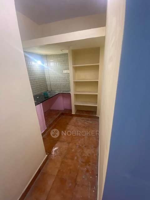 3 BHK Flat In Standalone Building  for Rent  In Samathamman Colony