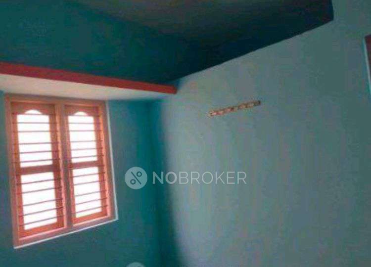 1 BHK Villa In Government School for Rent  In Devraj Provision Store