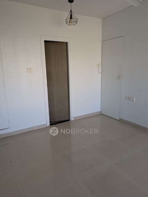 Single Room for Male In 3 BHK  In Evershine Embassy, Andheri West In Andheri West, Mumbai