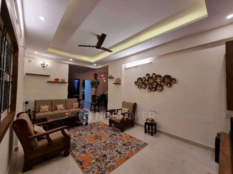 2 BHK Flat In Shivasakthi Springfields Apatment for Rent  In 30, 2nd Cross Rd, Lakshmi Ramaiah Layout, Cross, Hennur Gardens, Bengaluru, Karnataka 560043, India