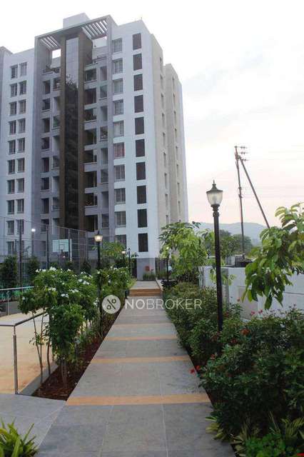 2 BHK Flat In Kalash Housing Society For Sale  In Ambadwet