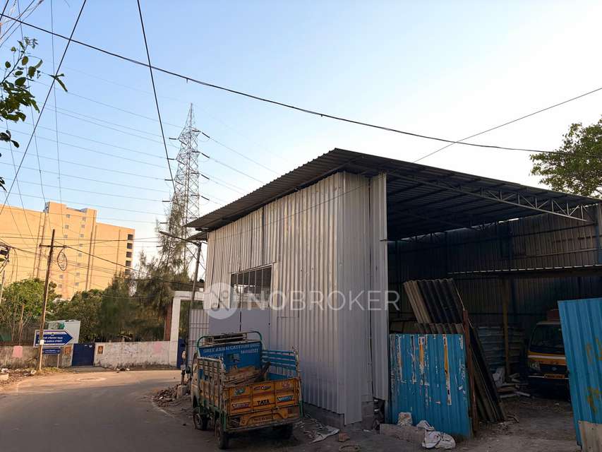 Godown/Warehouse in Koyambedu, Chennai for Rent 