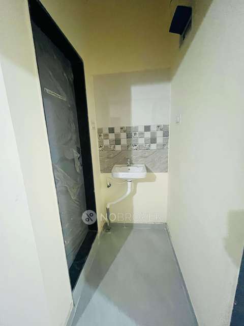 1 BHK Flat In Standalone Building for Rent In Vikas Nagar