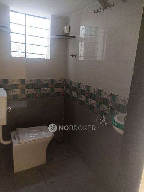 1 BHK Flat In Shri Swami Samarth Building Near Sadabahar Complex for Rent  In Sadabahar Complex A K