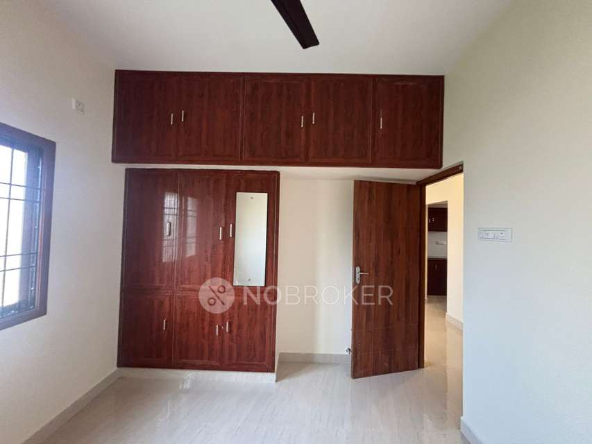 2 BHK Flat In Seresa Glory for Rent  In Siruseri