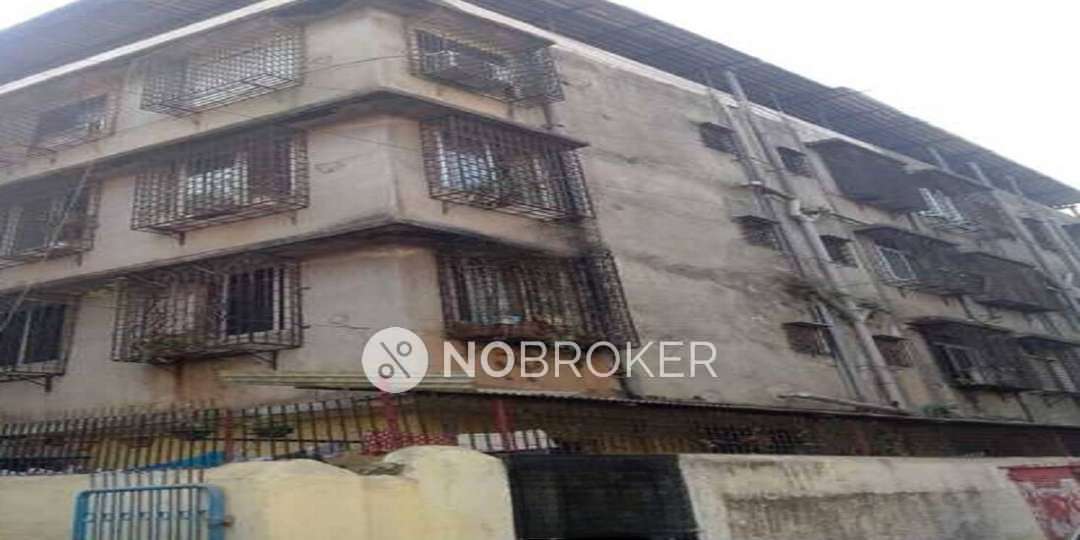 1 RK Flat In Rafique Estate Haji Karamat Ali Road Kurla East for Rent  In Quresh Nagar, Kurla