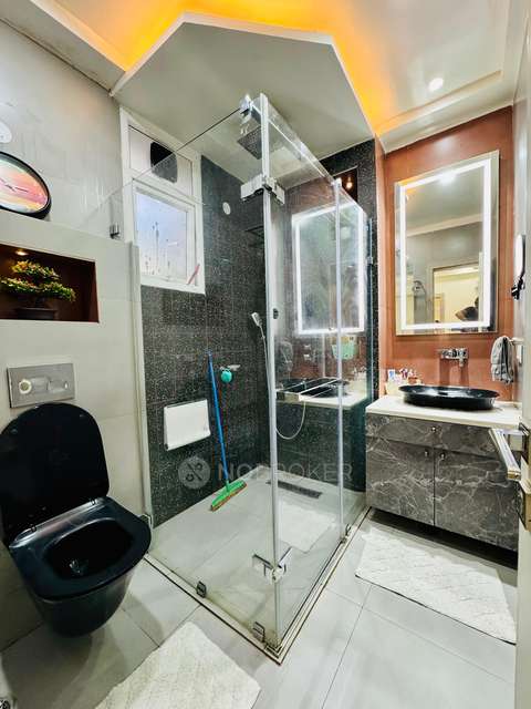 3 BHK Flat In Mahagun Mansion For Sale  In Indirapuram