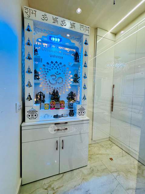 3 BHK Flat In Mahagun Mansion For Sale  In Indirapuram