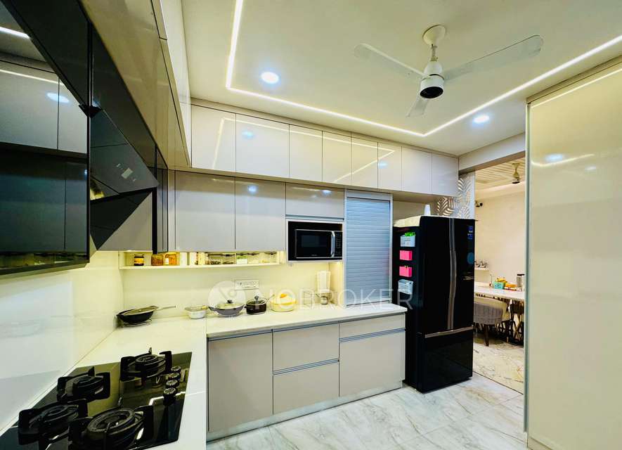 3 BHK Flat In Mahagun Mansion For Sale  In Indirapuram