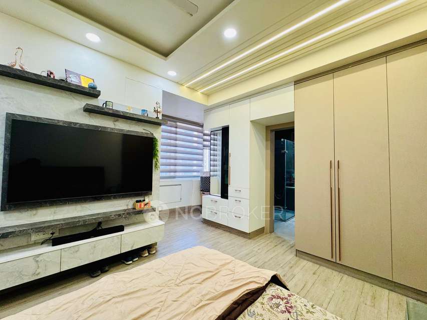 3 BHK Flat In Mahagun Mansion For Sale  In Indirapuram