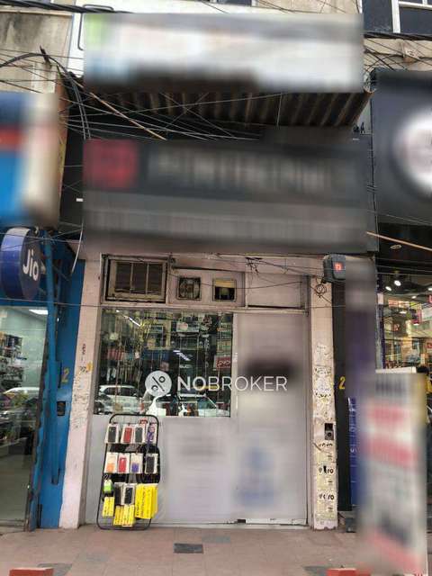 Showroom in Laxmi Nagar, Delhi for sale 