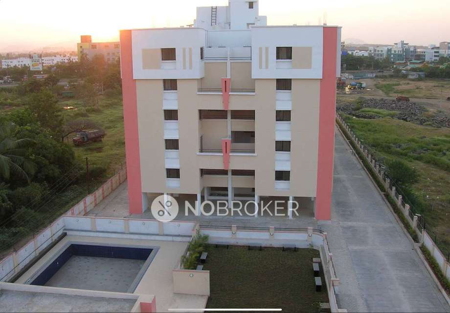 Shared Room for Male In 3 BHK  In Silver Twin Deck In Wakad