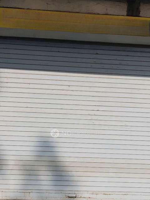 Shop in  Sector 30, Gurgaon for Rent 