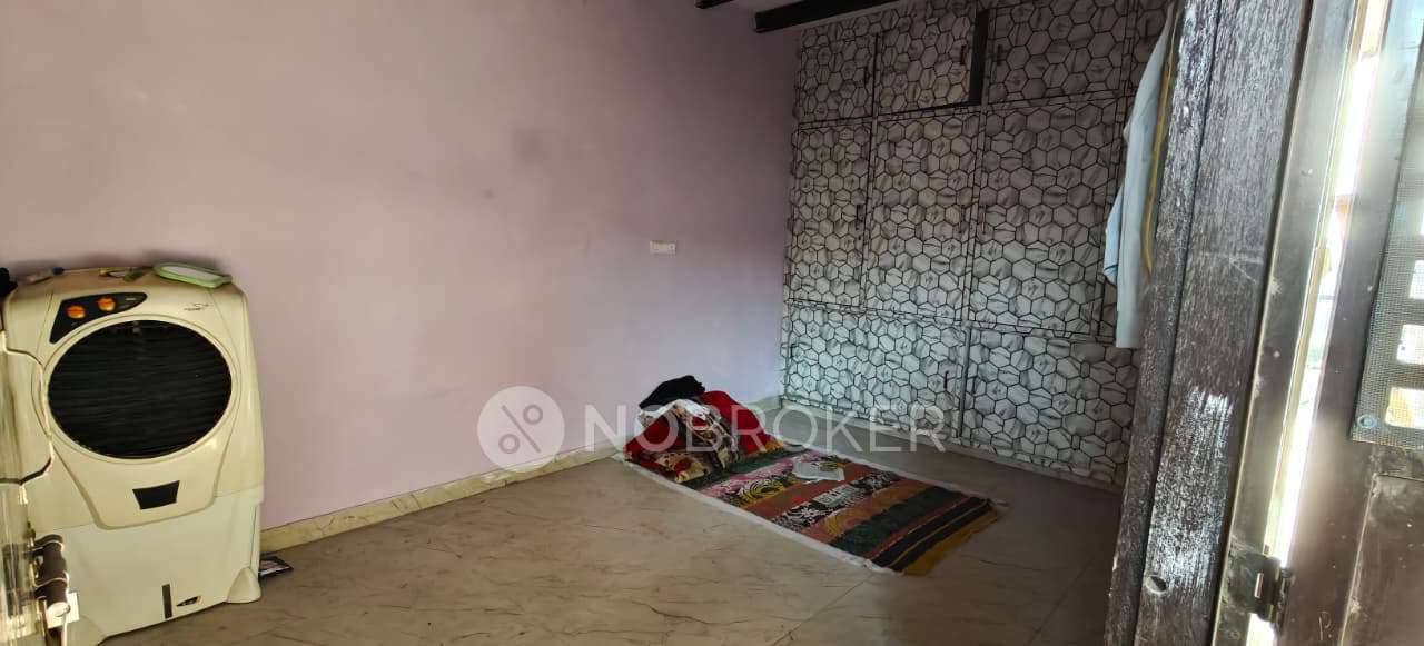 PG for Anyone in Jindal Market