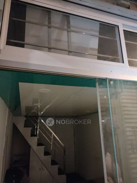 Shop in Gaur City 1, Greater_noida for sale 