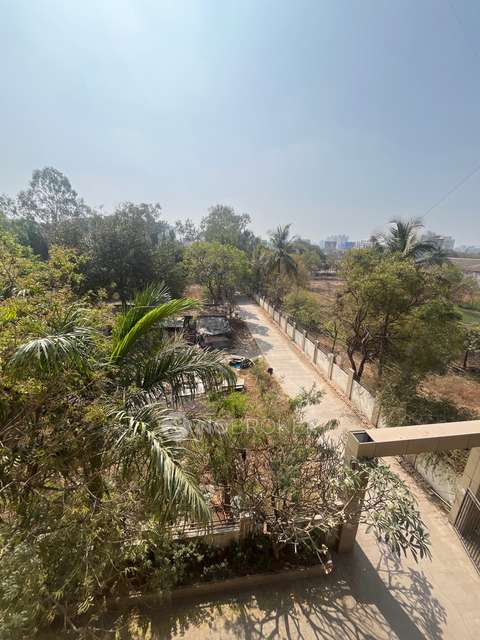 Shared Room for Female In 1 BHK  In Bhakti Amrut In Wagholi