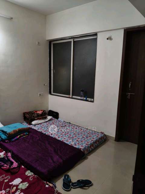 Shared Room for Female In 1 BHK  In Nisarg Meadows In Wakad
