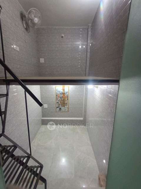 Shop in F 14/55, Model Town Phase 2, Model Town Phase I, Model Town, Delhi, 110033, India, Delhi for Rent 